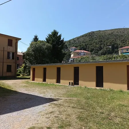 Casa Carlotta 公寓 莱万托